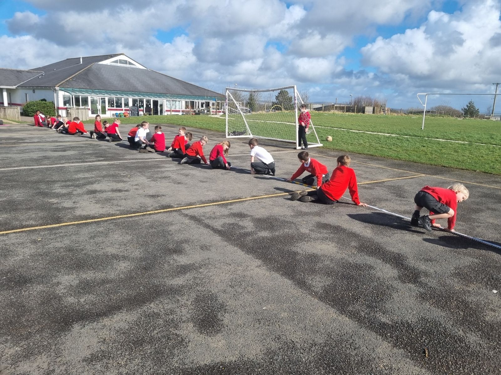 Braddock Primary Pupils measuring