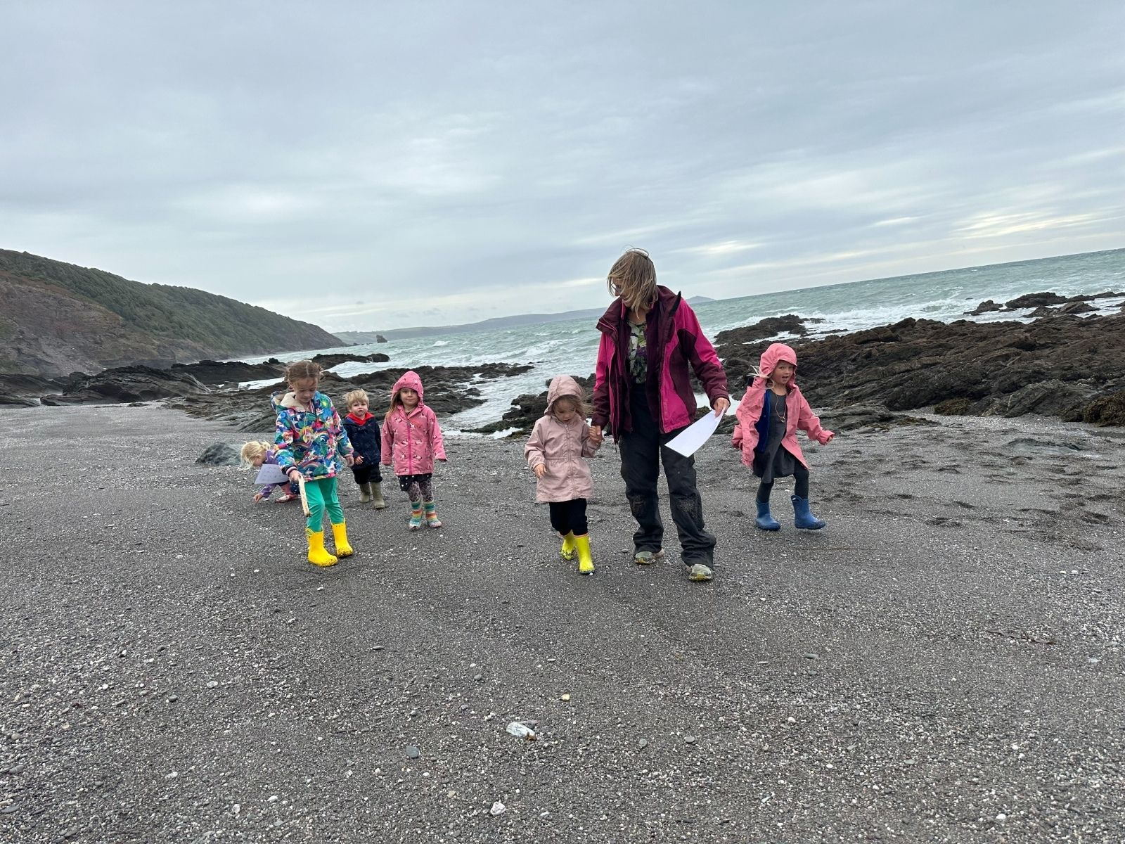 St Nicolas Primary School Pupils exploring Downderry beach