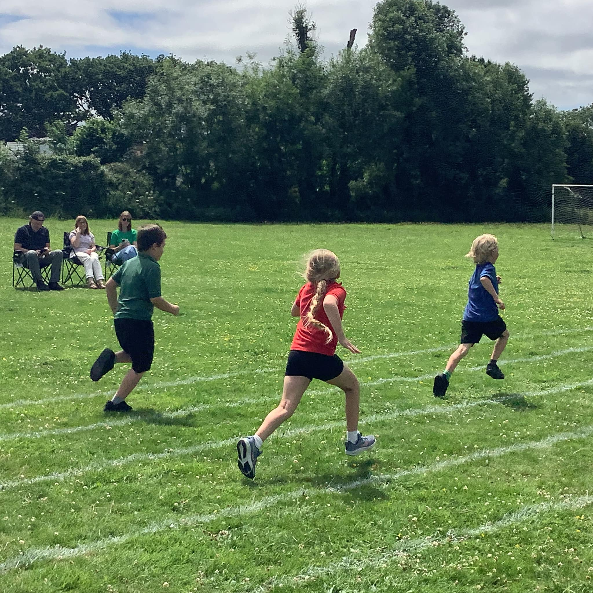 St Tudy Primary School Pupils racing